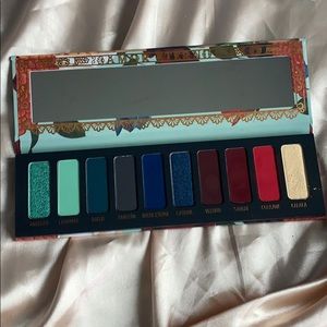 Melt cosmetics Muerte Palette
